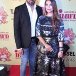 Falguni & Shane Peacock on red carpet