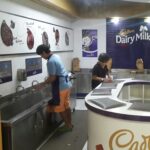 kidzania-cadburys-chocolate-making
