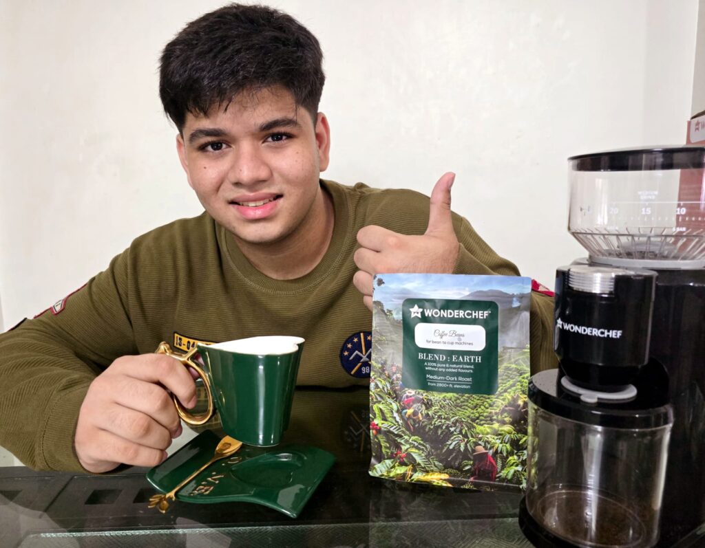 jeehan-endorsing-wonderchefs-coffee-grinder-and-blend-earth-coffee