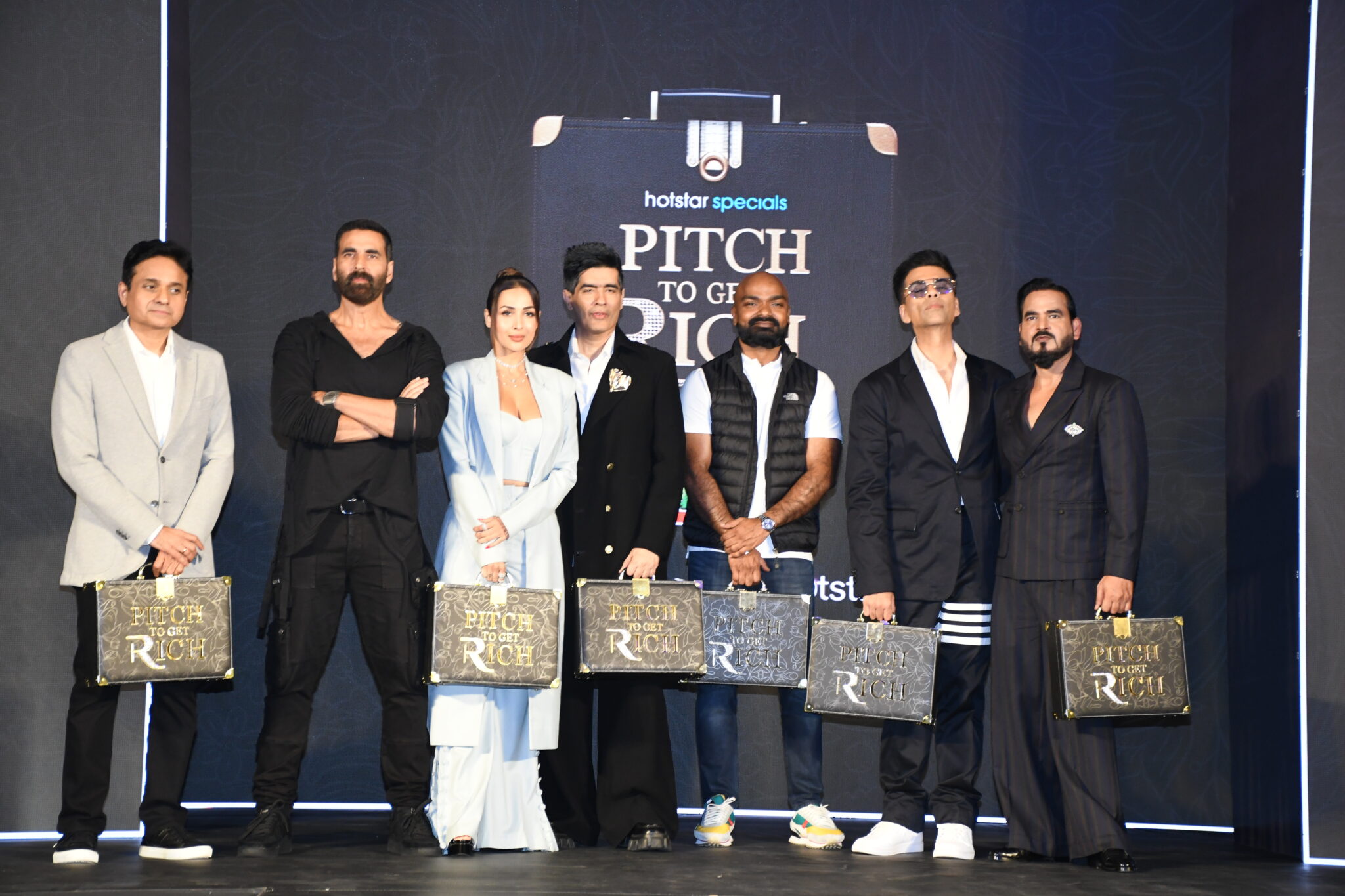 JioHotstar’s ‘Pitch to Get Rich’ Unveiled Akshay Kumar, Karan Johar, Manish Malhotra & Malaika Arora Champion Fashion Entrepreneurship
