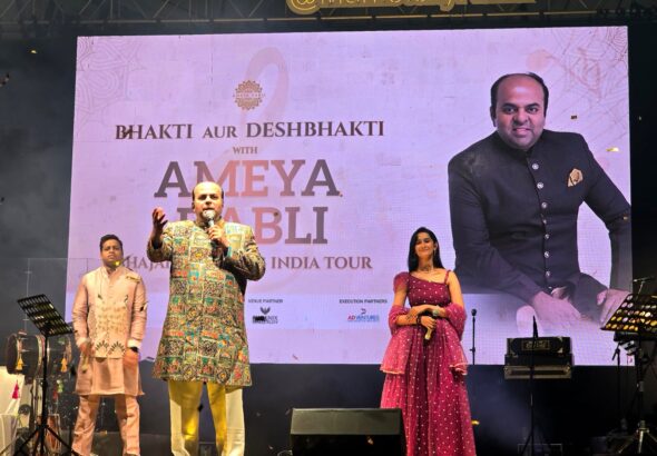 Bhajan clubbing by Ameya Dabli at the Phoenix marketcity kurla event