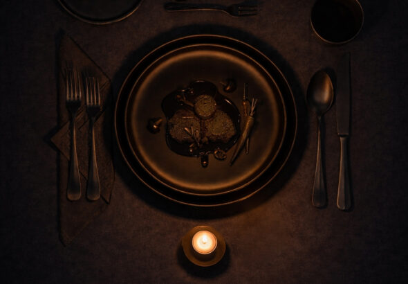 Dialogue in the dark Luna et Sol Invites You to Find Out